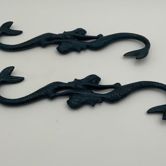 Pair of Large Cast Iron Sungmor Mermaid "S" Hanging Hooks - Picture 2 of 7